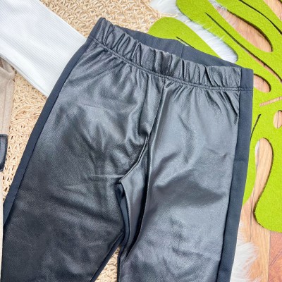 Conj. Colete em Fleece, Blusa Manga Longa Canelada e Legging em Couro Ecológico - Areia e Preto